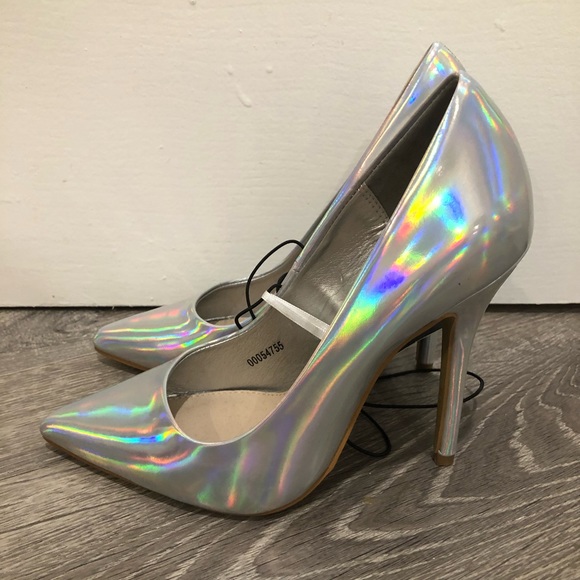 F21 Iridescent Pointy Toe Pumps - Picture 3 of 4